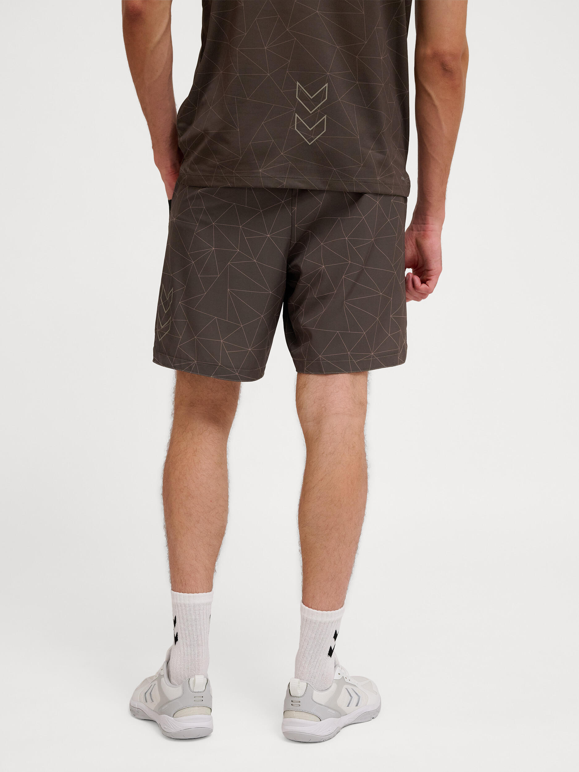 Shorts con tasca Hummel Court Aop 2/7