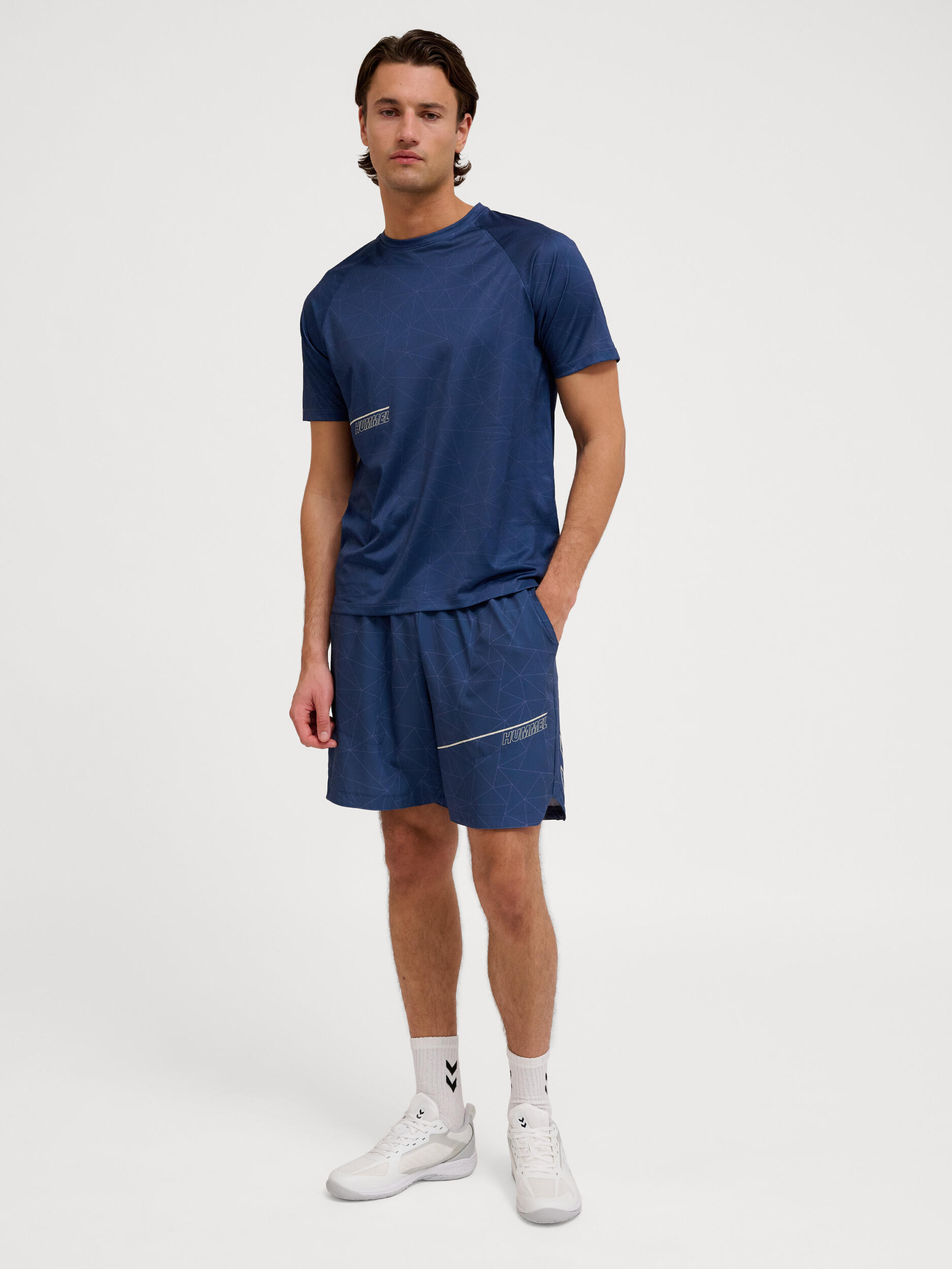 Enfiler Short Hmlcourt Entraînement Homme 3/7