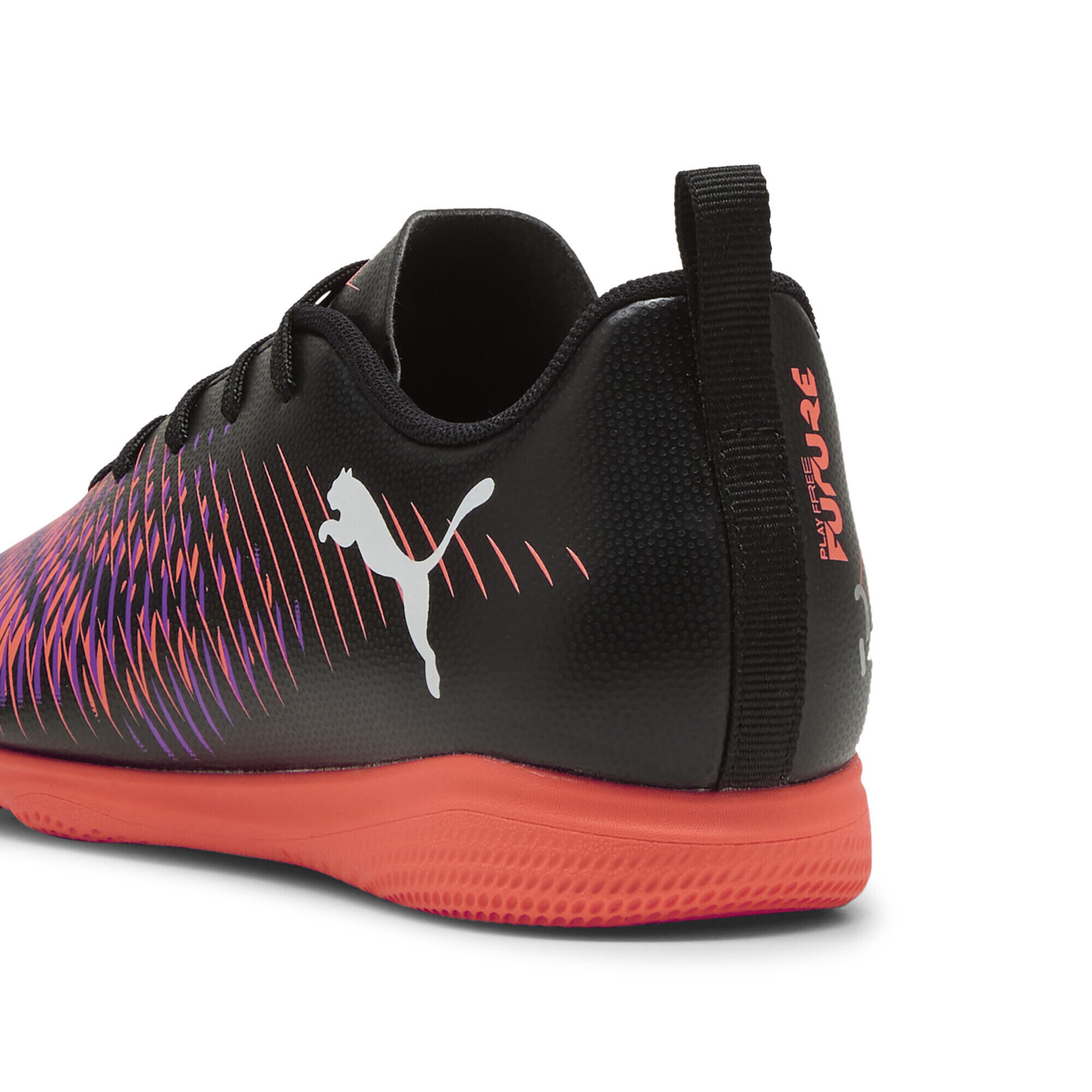FUTURE 8 PLAY IT zaalvoetbalschoenen voor jongeren PUMA Black White Glowing Red 4/7