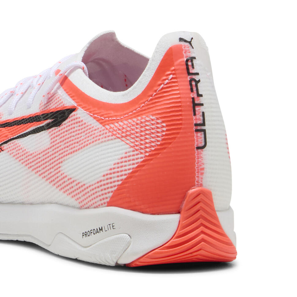 Buty piłkarskie ULTRA 5 PRO COURT PUMA White Black Glowing Red