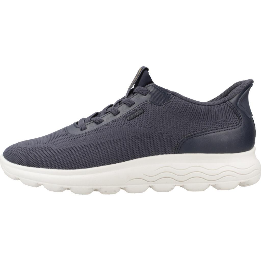 Geox Damen Sneaker D Spherica C – Atmungsaktiv, Mit Stoßdämpfung, Aus Velours- Und Glattleder