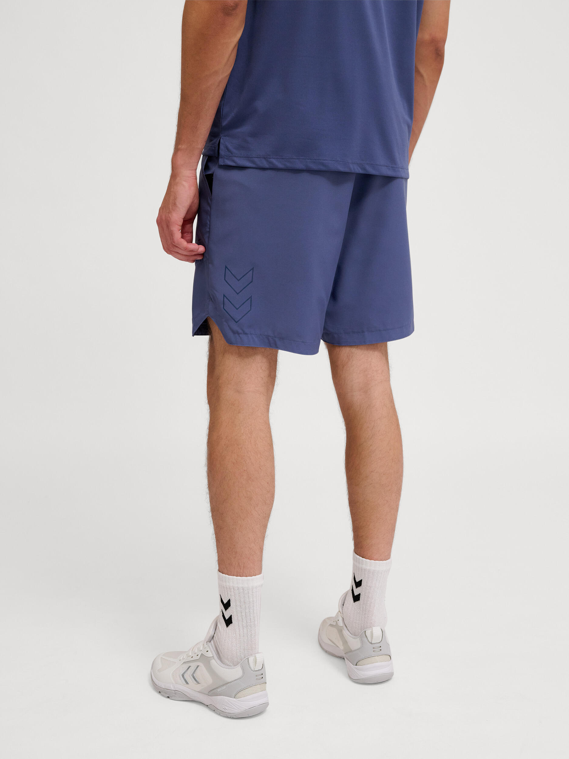 Enfiler Short Hmlcourt Entraînement Homme HUMMEL 2/7