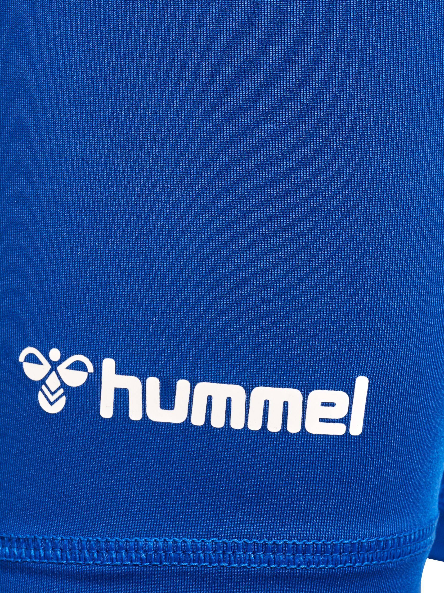 Calções para crianças Hummel Essential 4/7