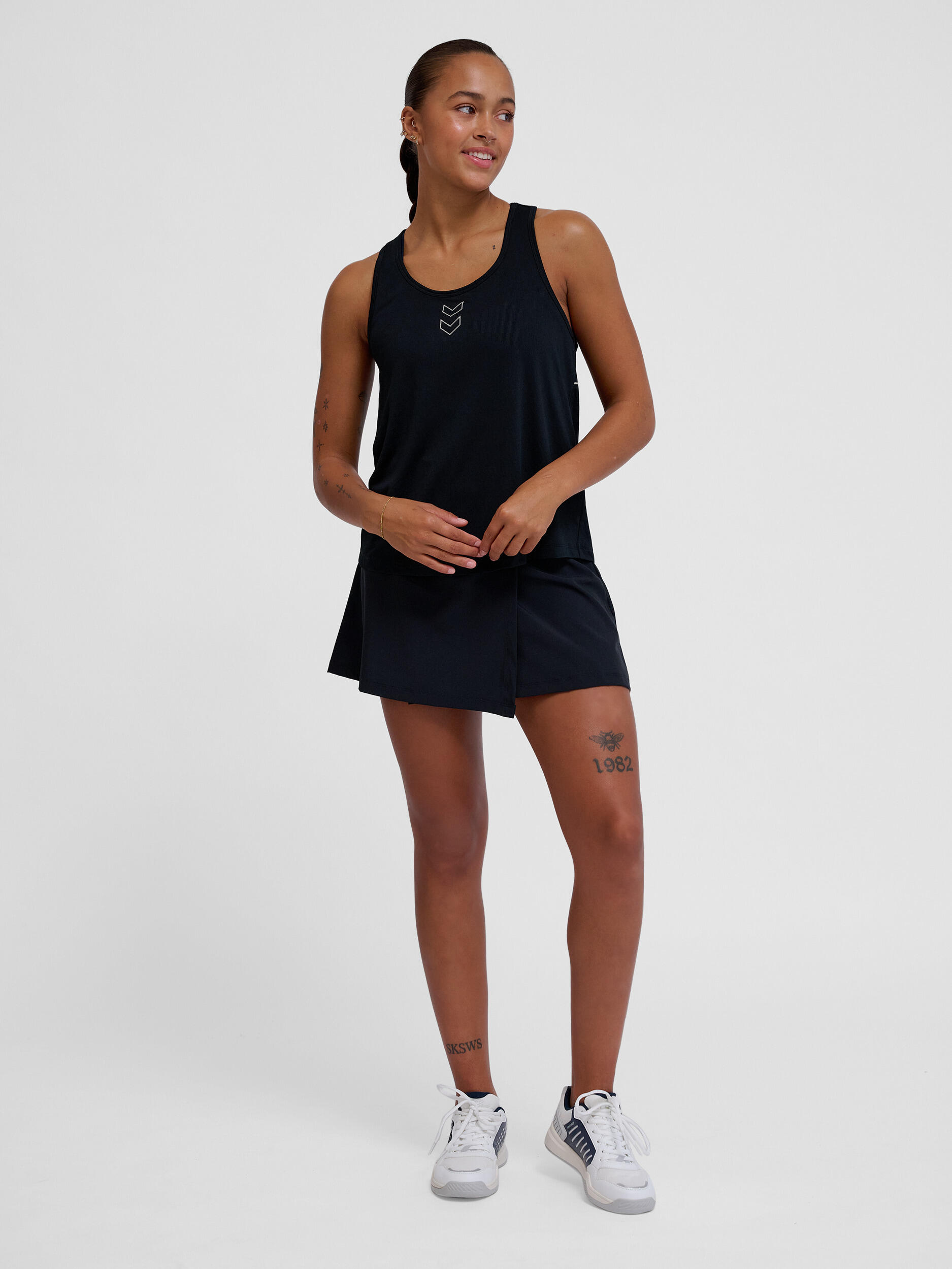 Instap T-Shirt Hmlcourt Padel Dames HUMMEL 3/7