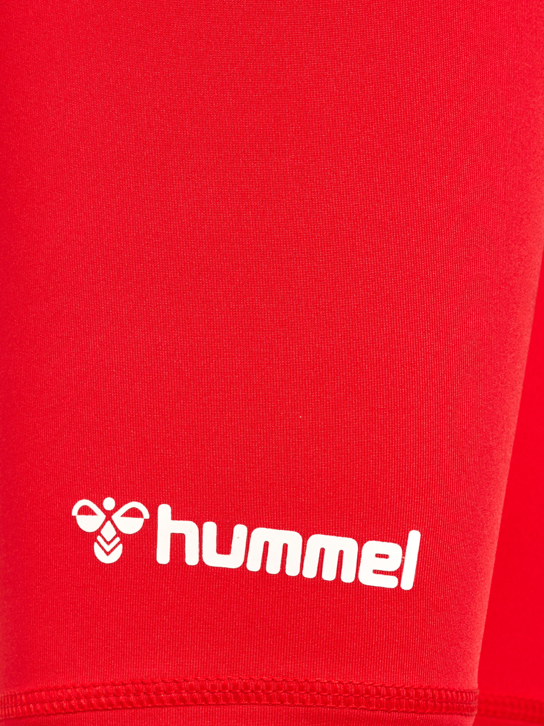 Calções para crianças Hummel Essential 4/7