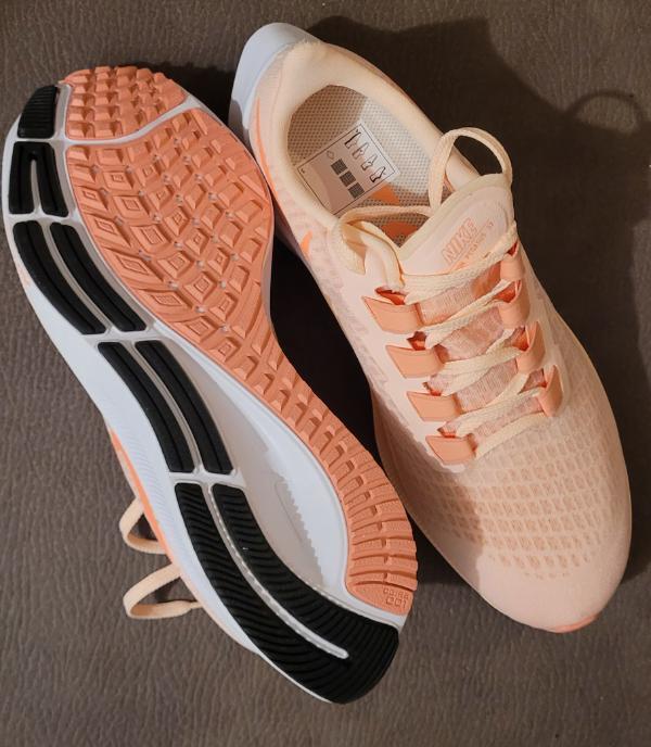 NIKE picture