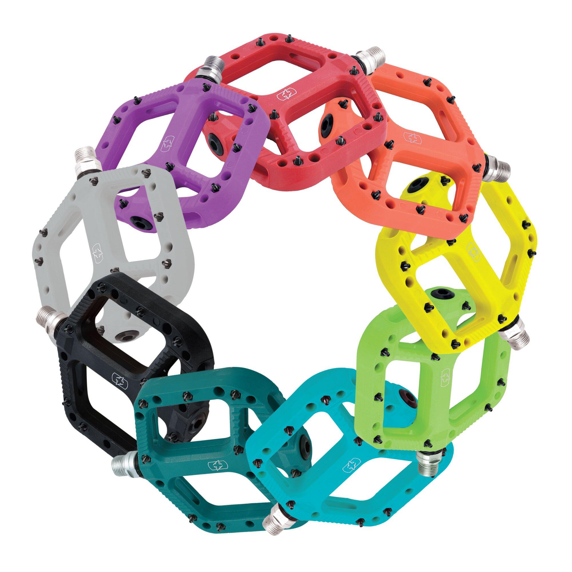 Oxford Loam 20 Nylon Flat Pedals Black 3/4