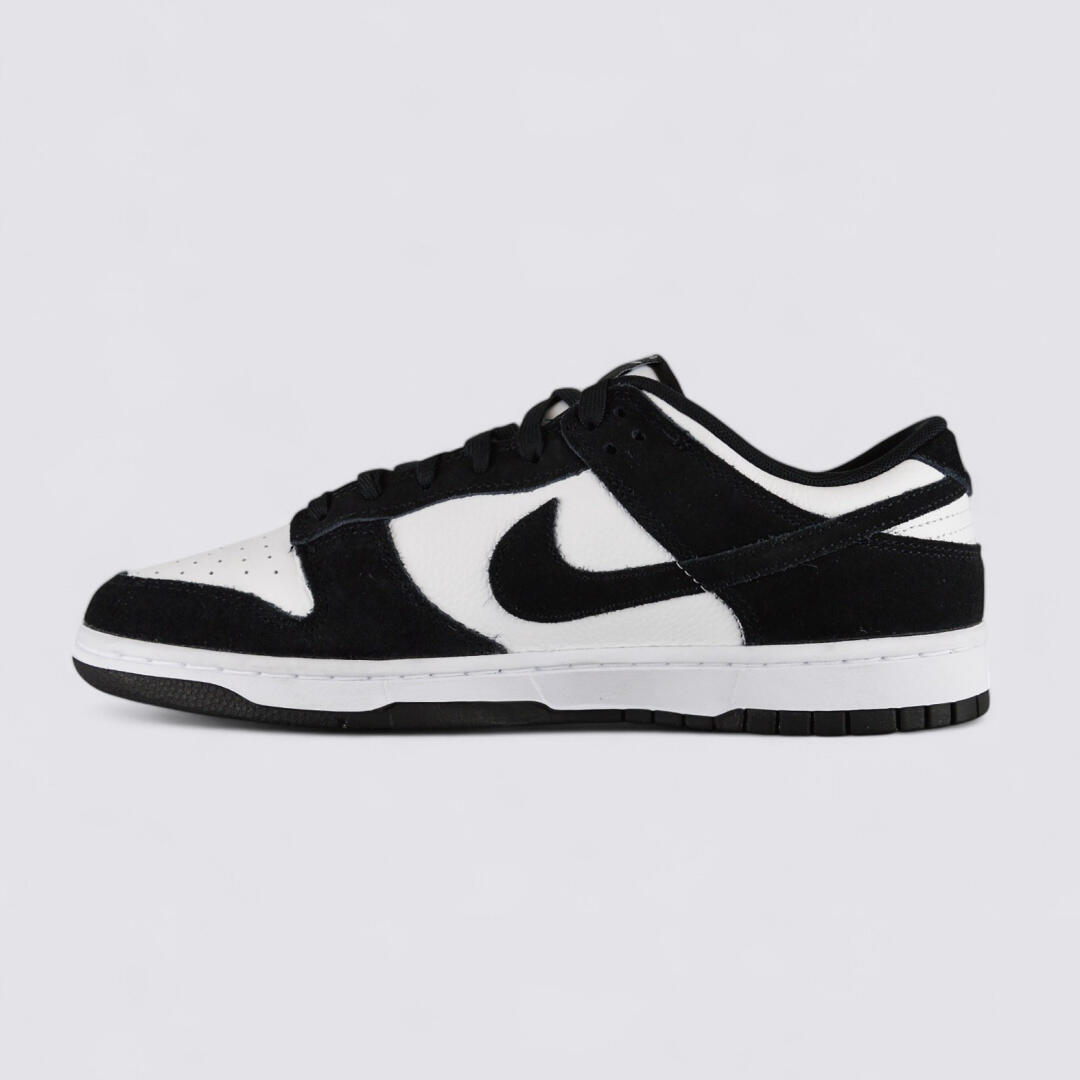 Nike Dunk Low Retro SE Suede Panda 3/5