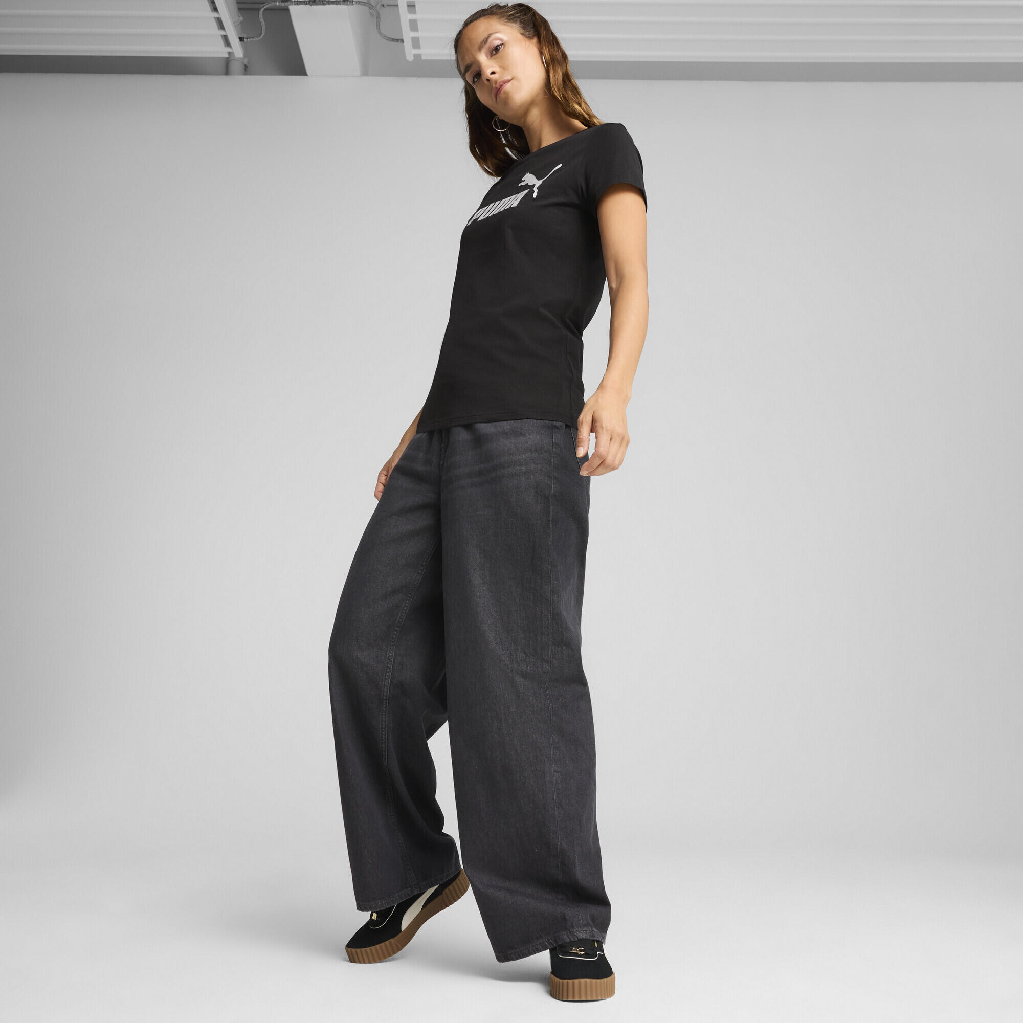 Camiseta Mulher Ess Metallic No. 1 Logo PUMA 4/7