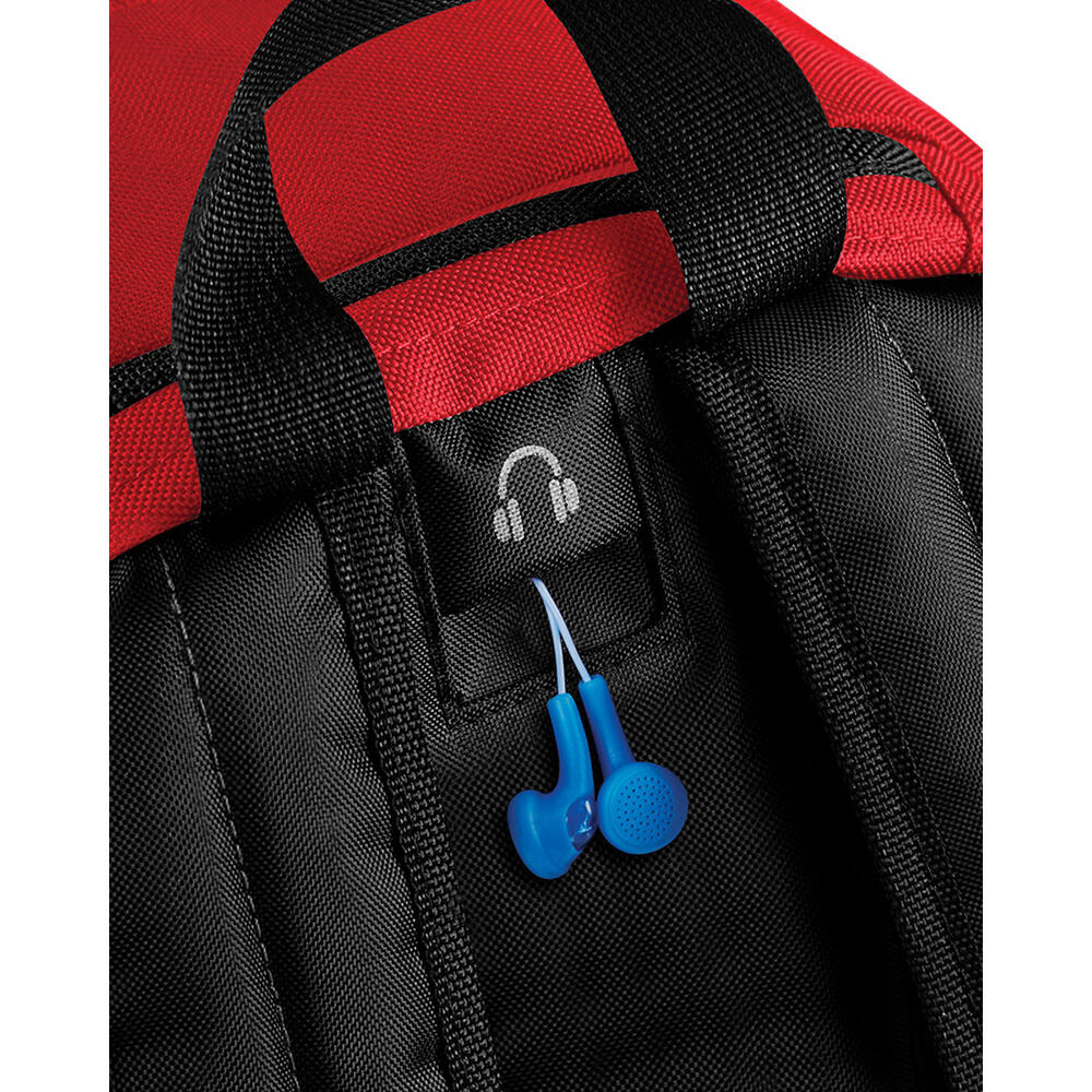Pro Team Backpack / Rucksack Bag (17 Litres) (Classic Red/Black/White) 3/4