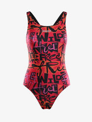 Maillot de bain mat rose pour femme. natation synthétique