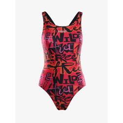 Maillot de bain mat rose pour femme. natation synthétique