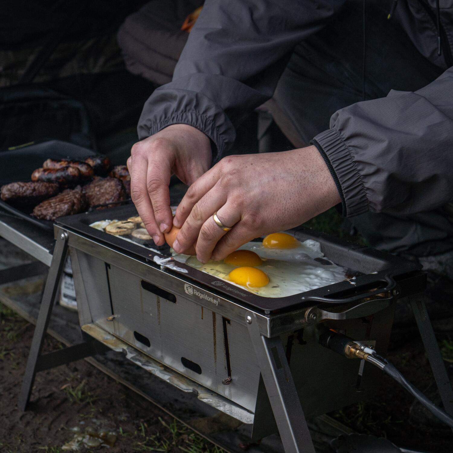Placa de Cozinha RidgeMonkey Grilla BBQ - Ferro Fundido de Superfície Dupla 5/7
