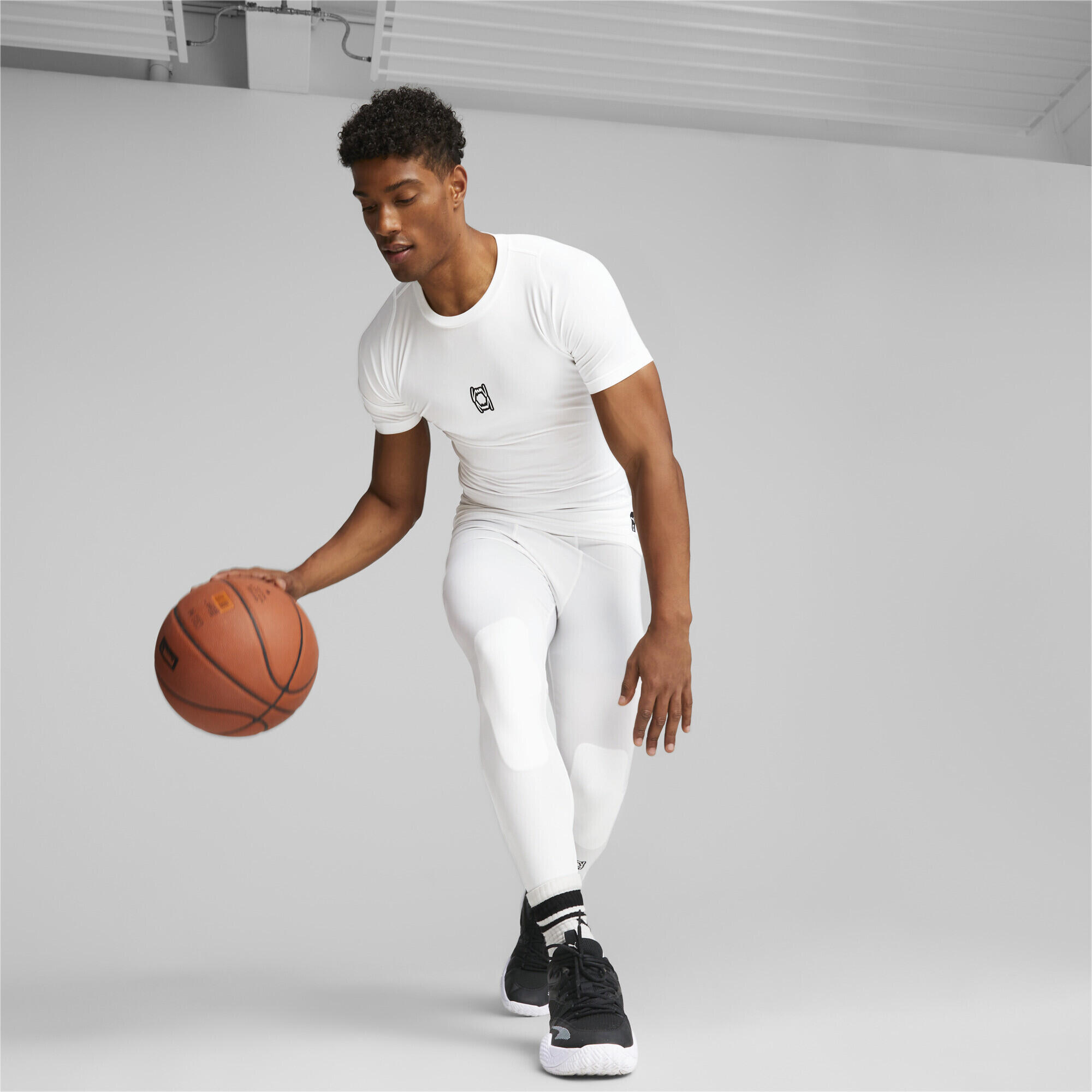Hoops Team Basketball Tee Men PUMA 3/7