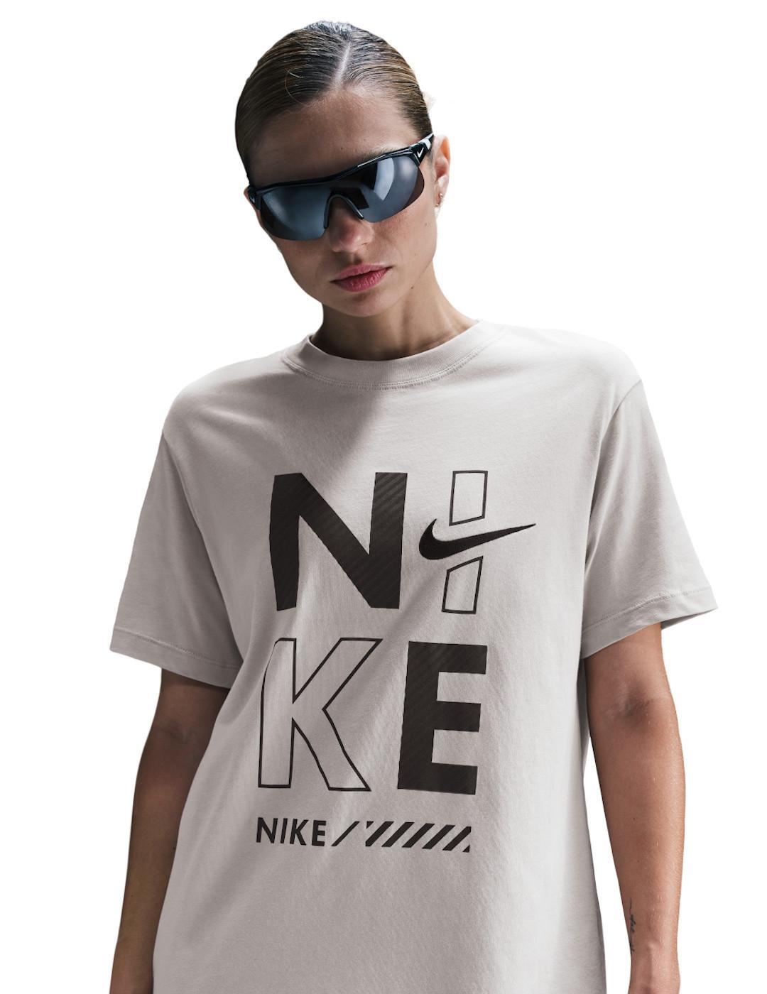 NIKE picture