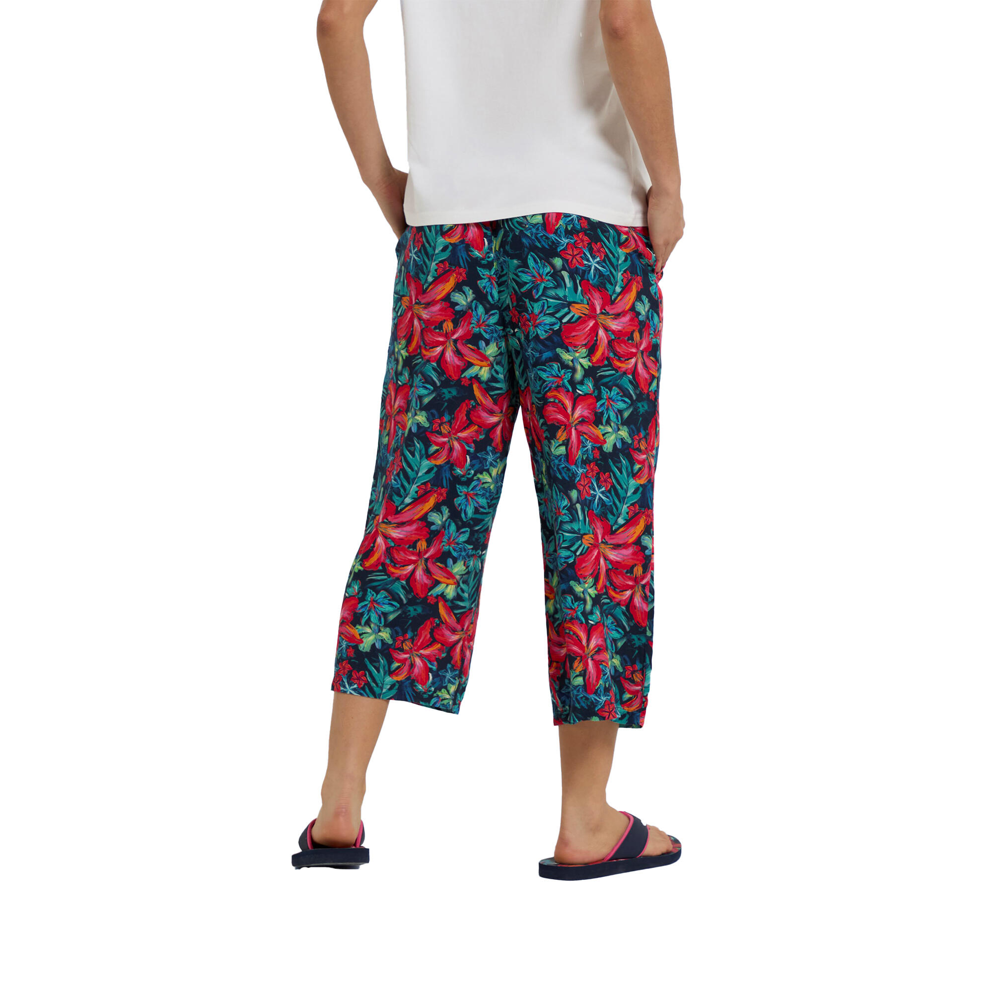 Womens/Ladies Tassia Beach Cropped Trousers (Red) 2/3