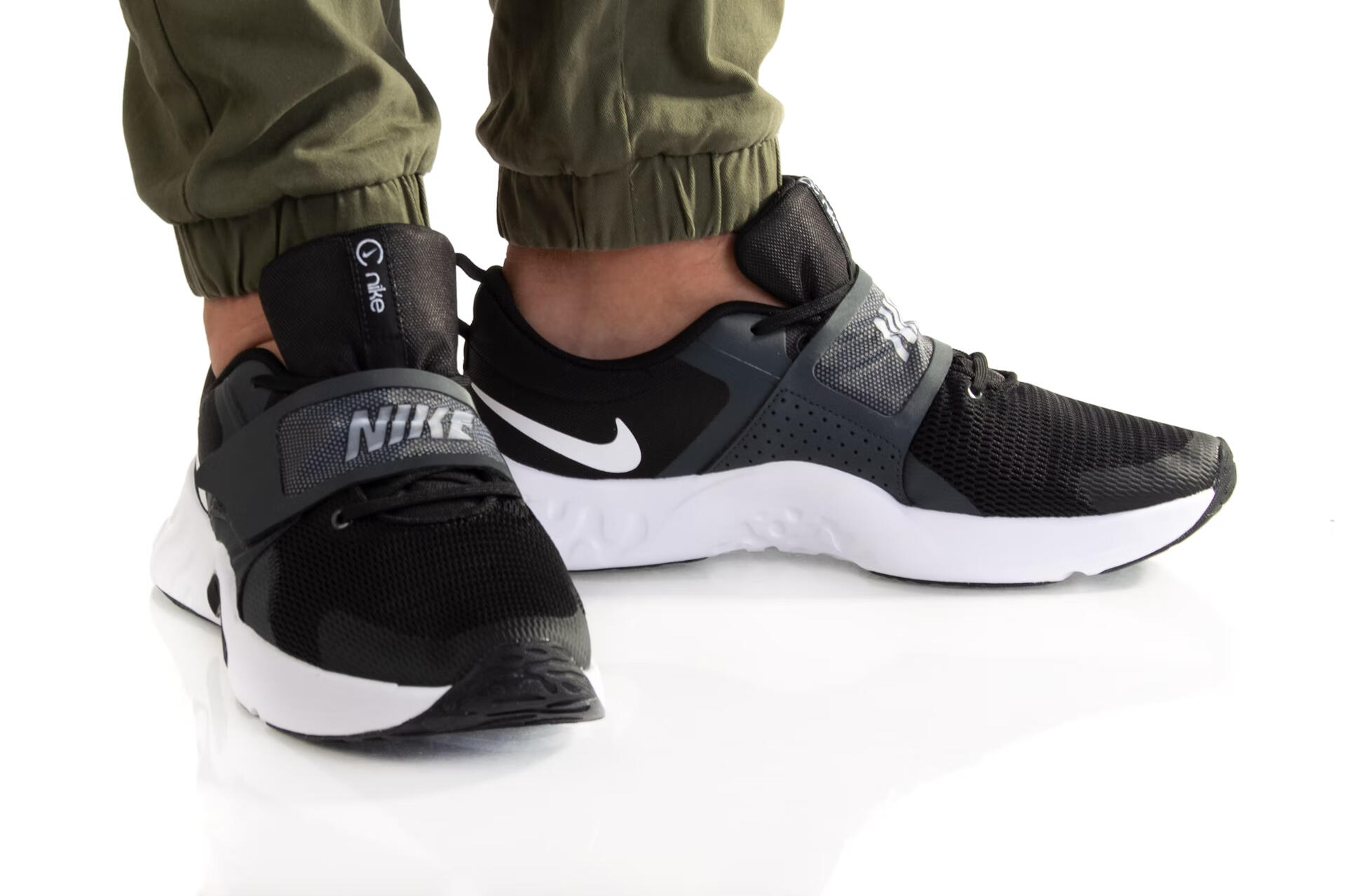 Scarpa formazione uomo Nike Renew Retaliation 4 2/5