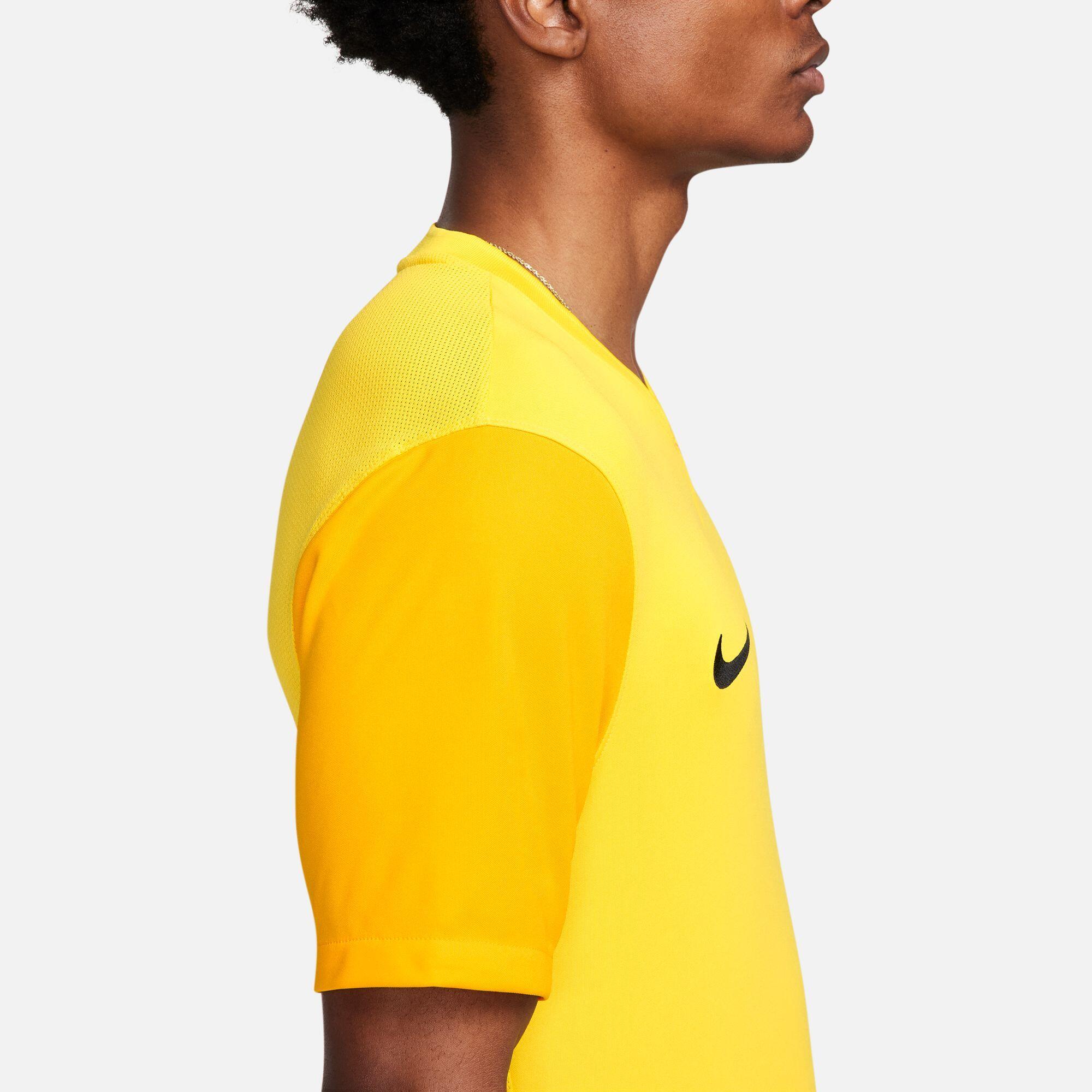 NIKE T-SHIRT TROPHÉE V DR0933-719 3/4