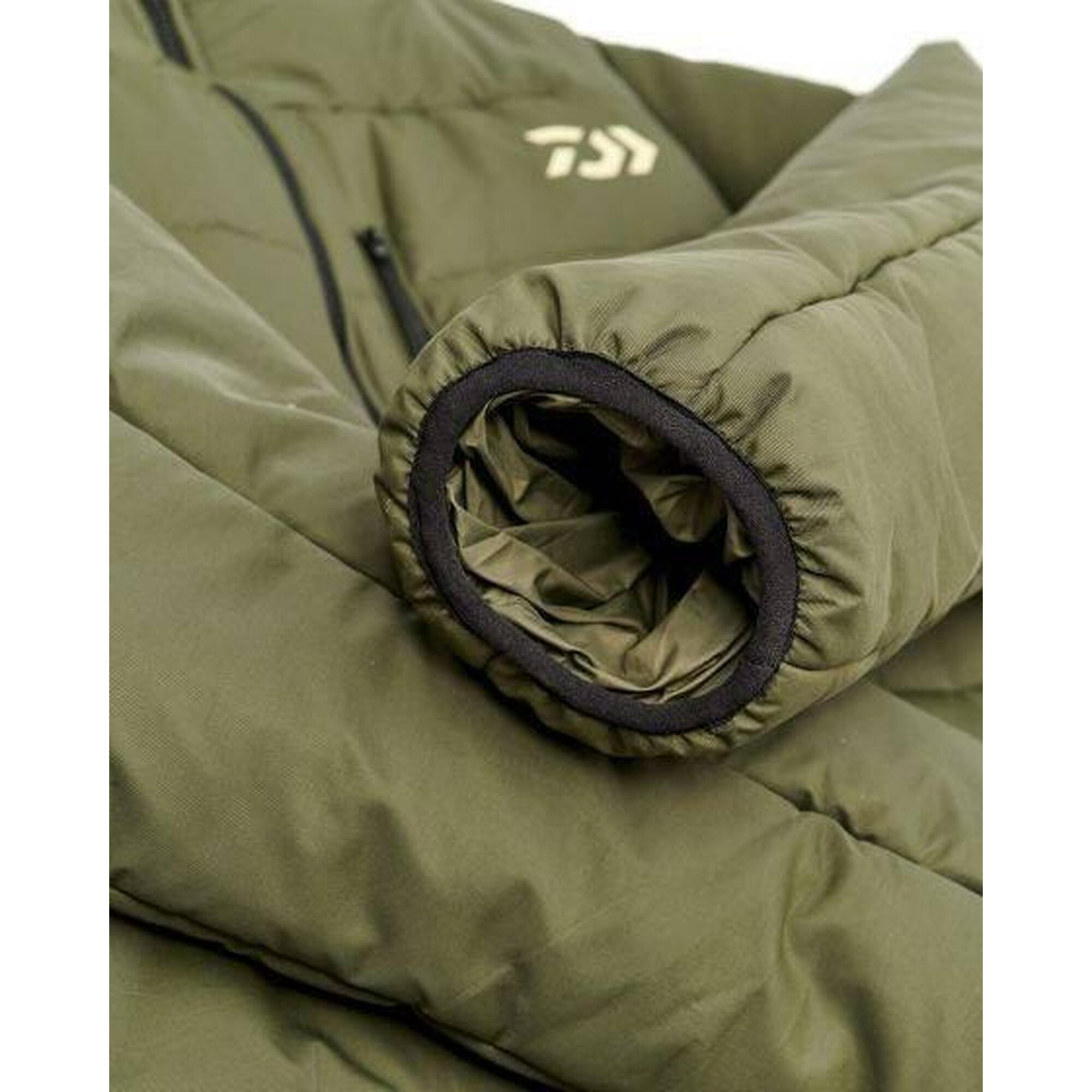 JACHETA BARBATI DAIWA ULTRA CARP, REZISTENTA LA APA