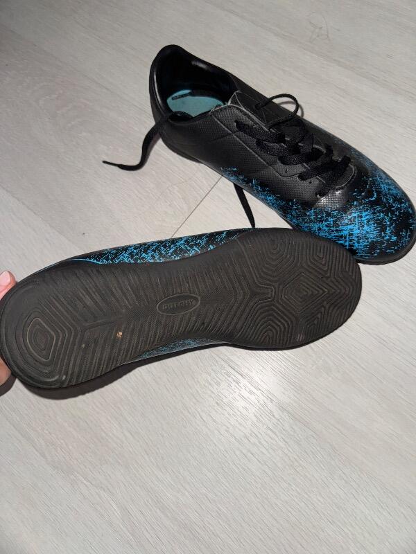 Entre Particuliers - Chaussures de football 2/3