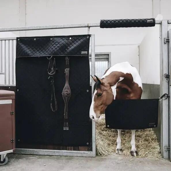 Kentucky Stable Curtain Zwart -
