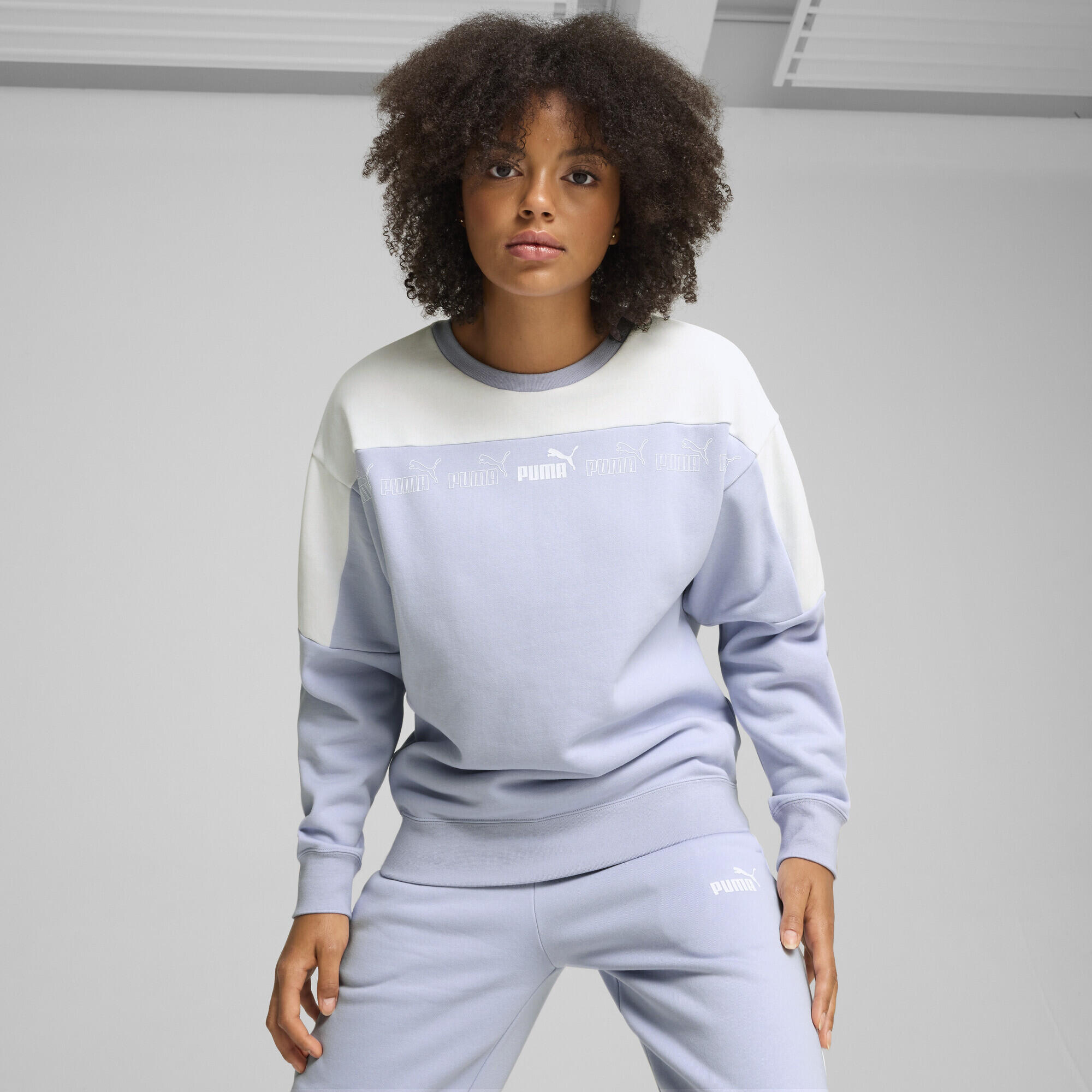 Around The Block Crewneck Damen PUMA 2/7