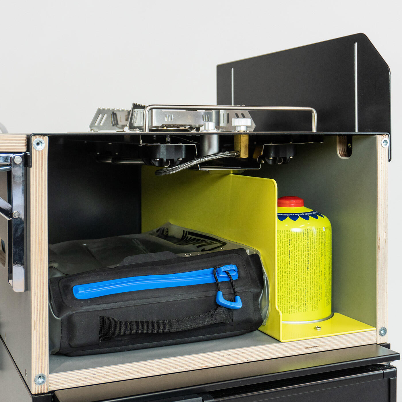 Vyjímatelná kempingová kuchyň Visu Coolinary Box s 49l lednicí 4/7