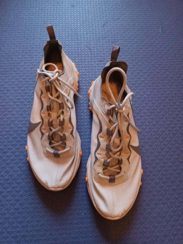 Entre Particuliers - Nike react bleues et oranges 3/4