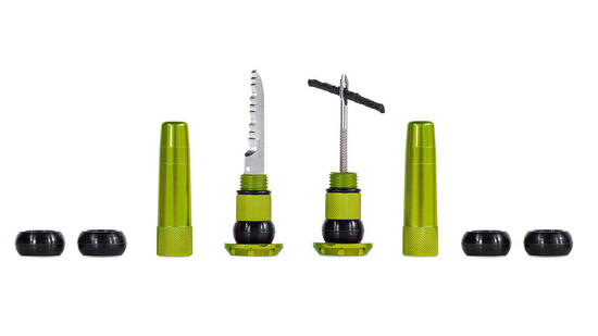 Muc Off Stealth Tubeless Puncture Plugs green