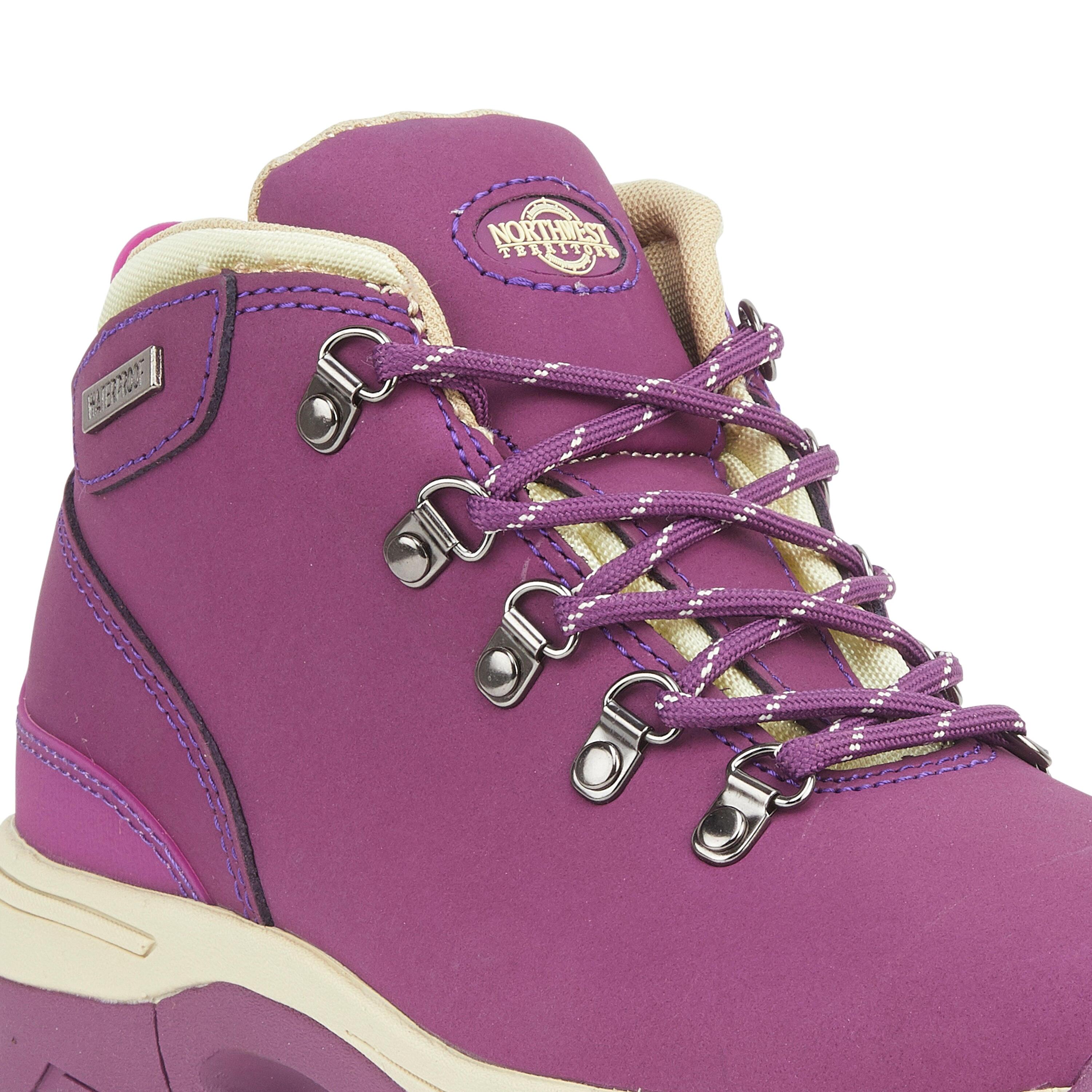 trek walking boots