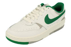 Chaussures Femmes Nike Gamma Force blanc