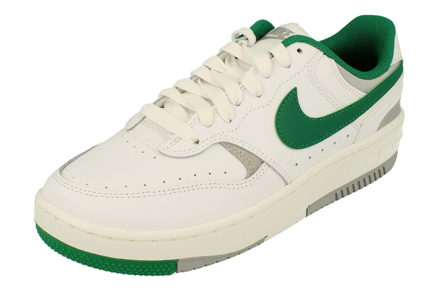 Chaussures Femmes Nike Gamma Force blanc 1/5