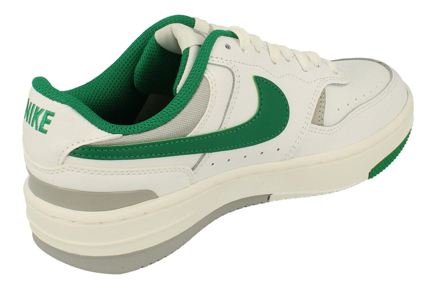 Chaussures Femmes Nike Gamma Force blanc 3/5