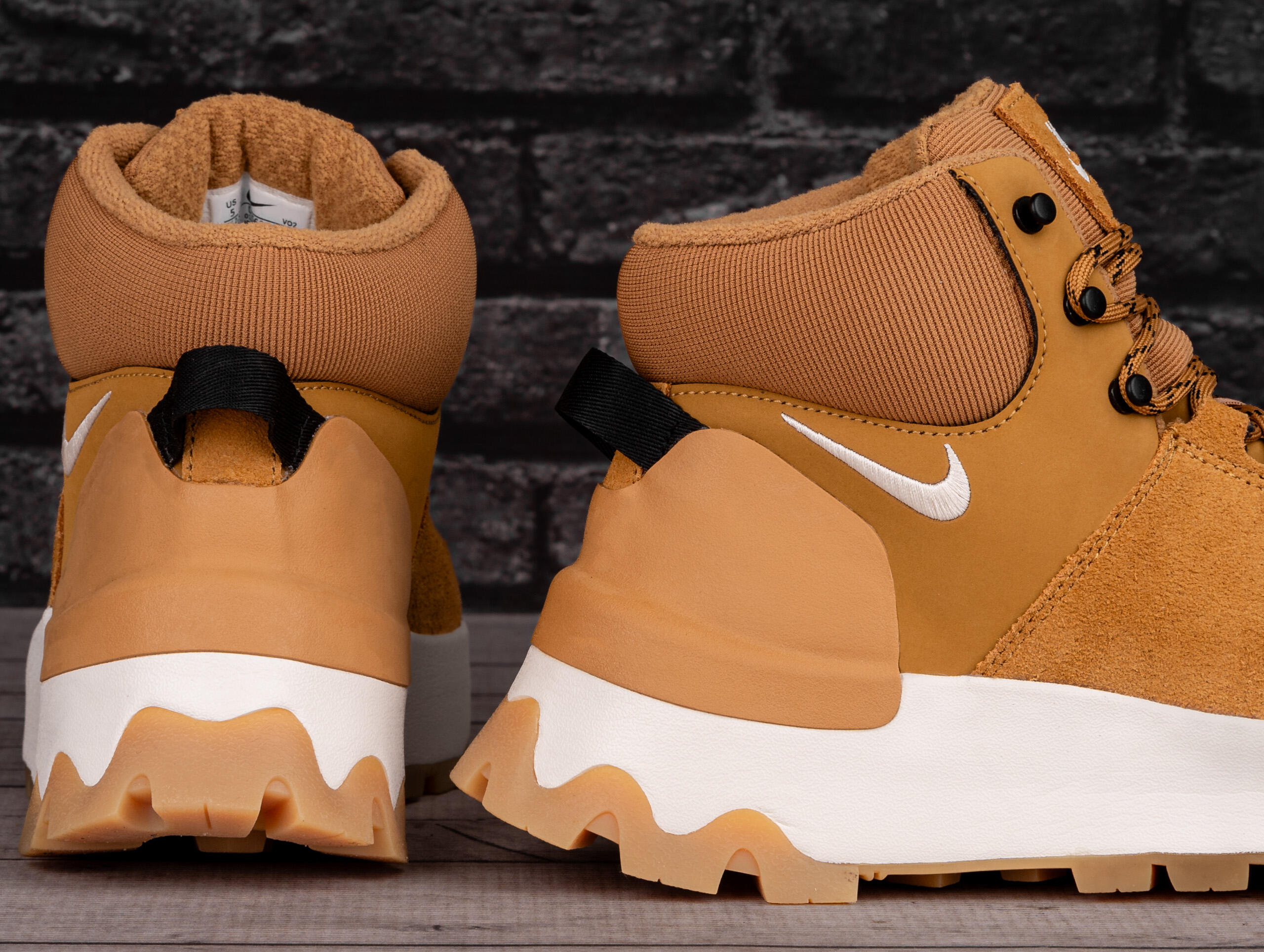 Baskets NIKE City Classic 4/7