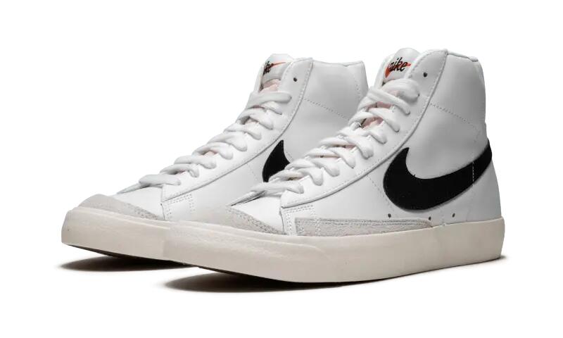 Blazer Mid 77 VNTG Mens Trainers BQ6806 2/5