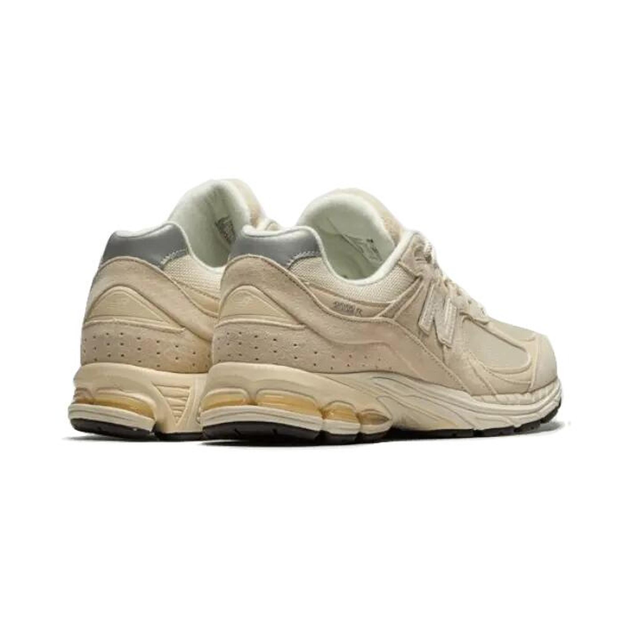 New Balance 2002R Calm Taupe
