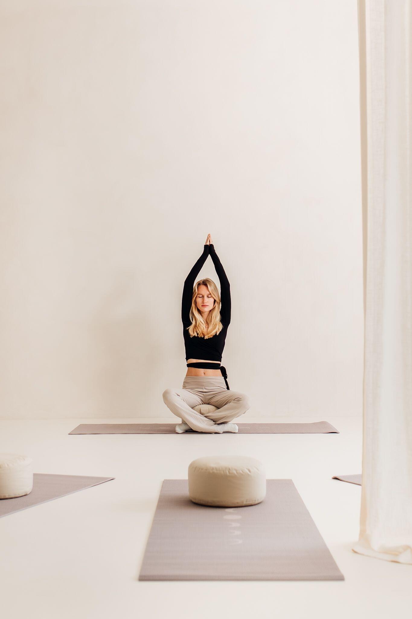 Lotus Meditatiekussen eco sand rond 3/5
