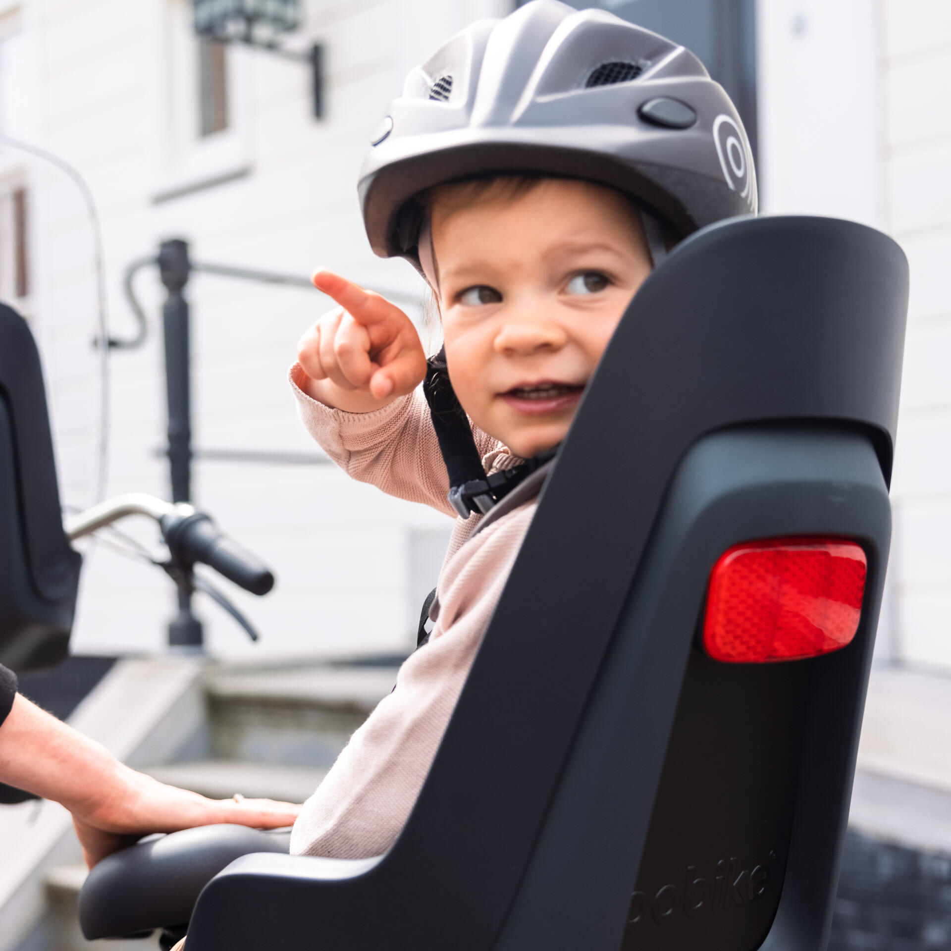 Seggiolino Posteriore Bambini Bicicletta Portapacchi ONE E-BD Nero Urbano 7/9