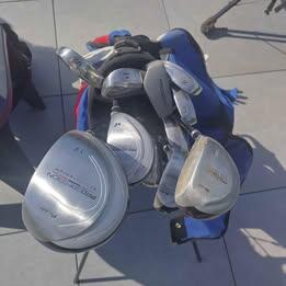 Entre Particuliers - Lot clubs de golf avec balles et caddie 5/5