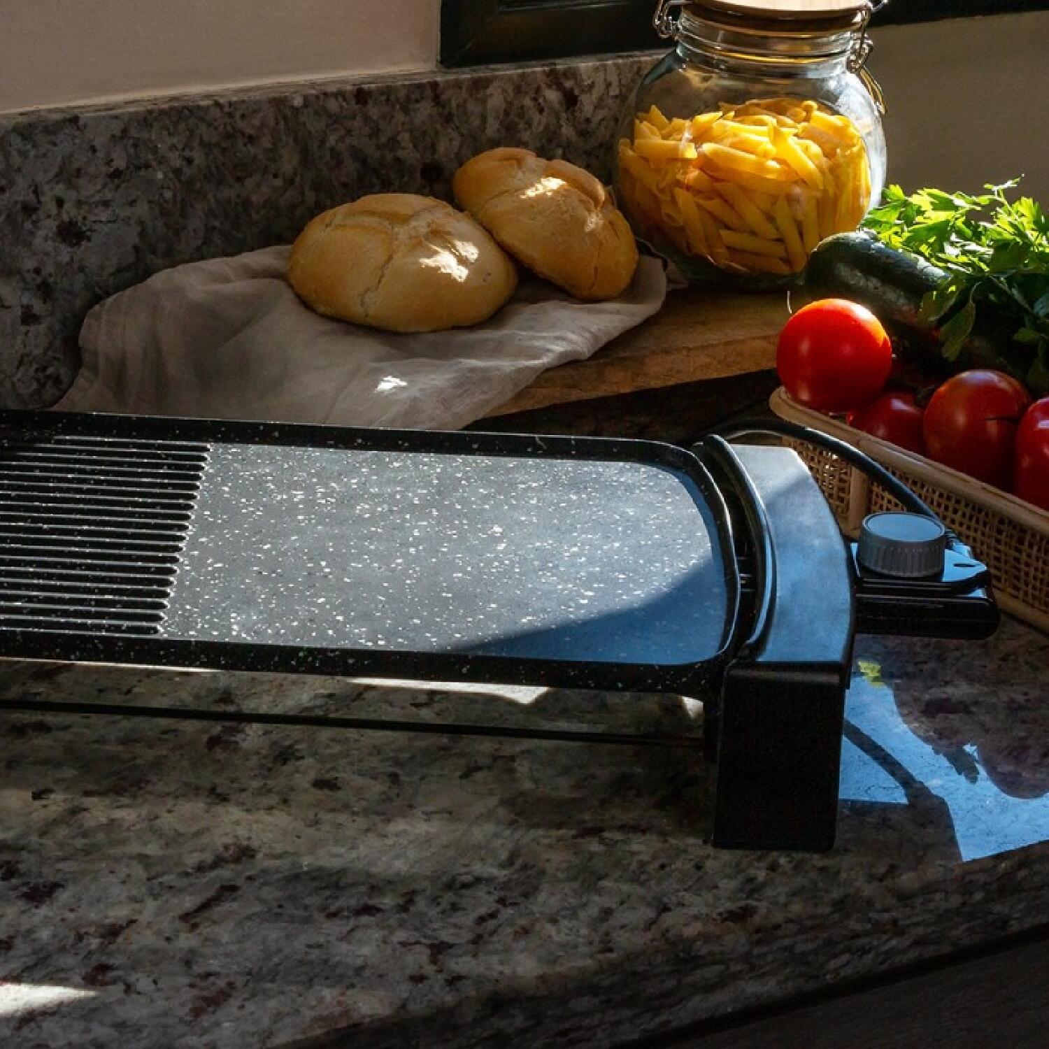 Cecotec Plancha de Asar Eléctrica Tasty&Grill 2500 RockWater MixGrill. 2150 W, R 3/7