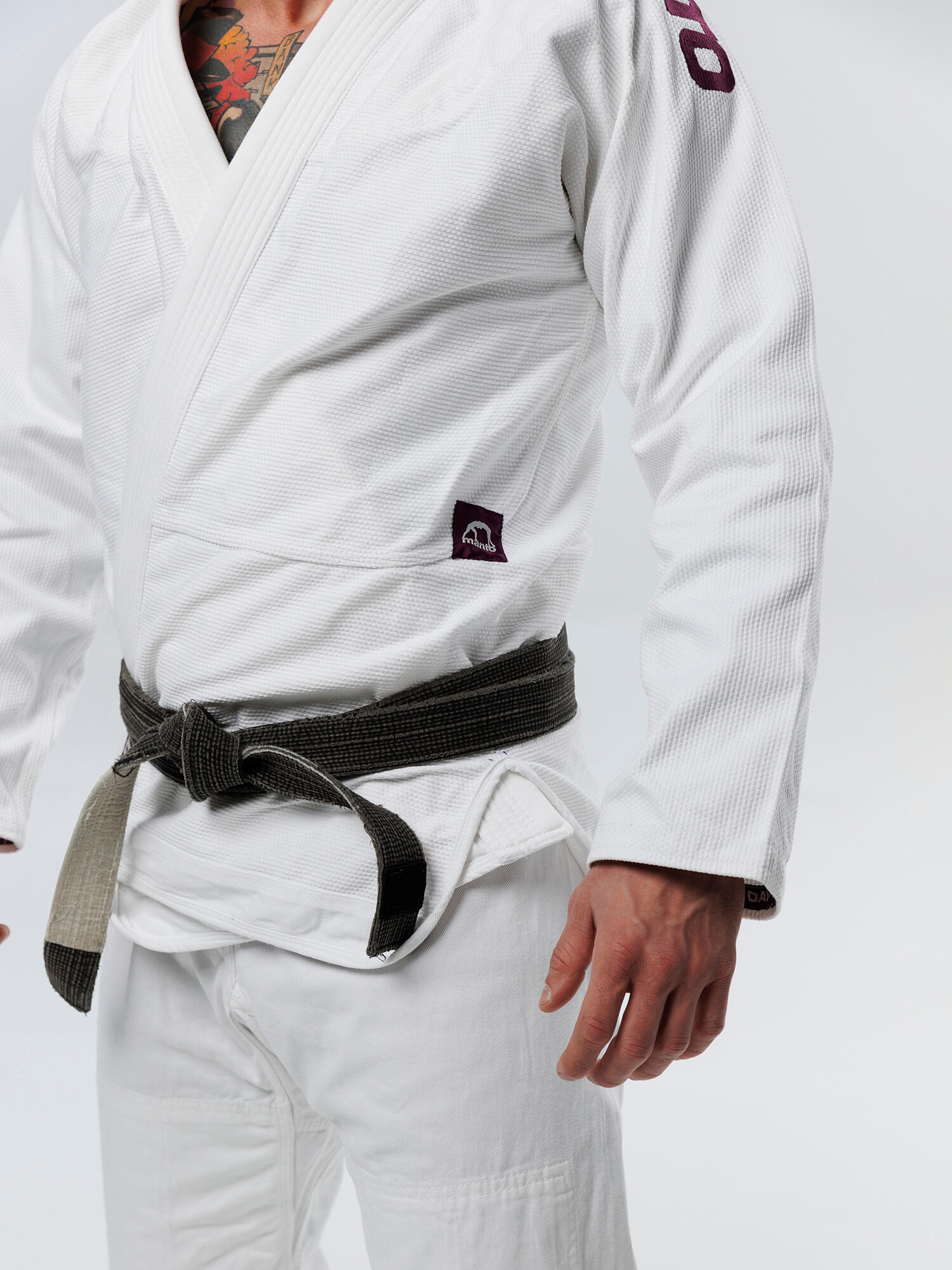 GI per jiu-jitsu brasiliano MANTO X5 4/7