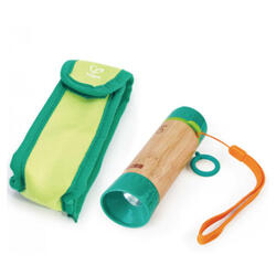 Première lampe de poche manuelle