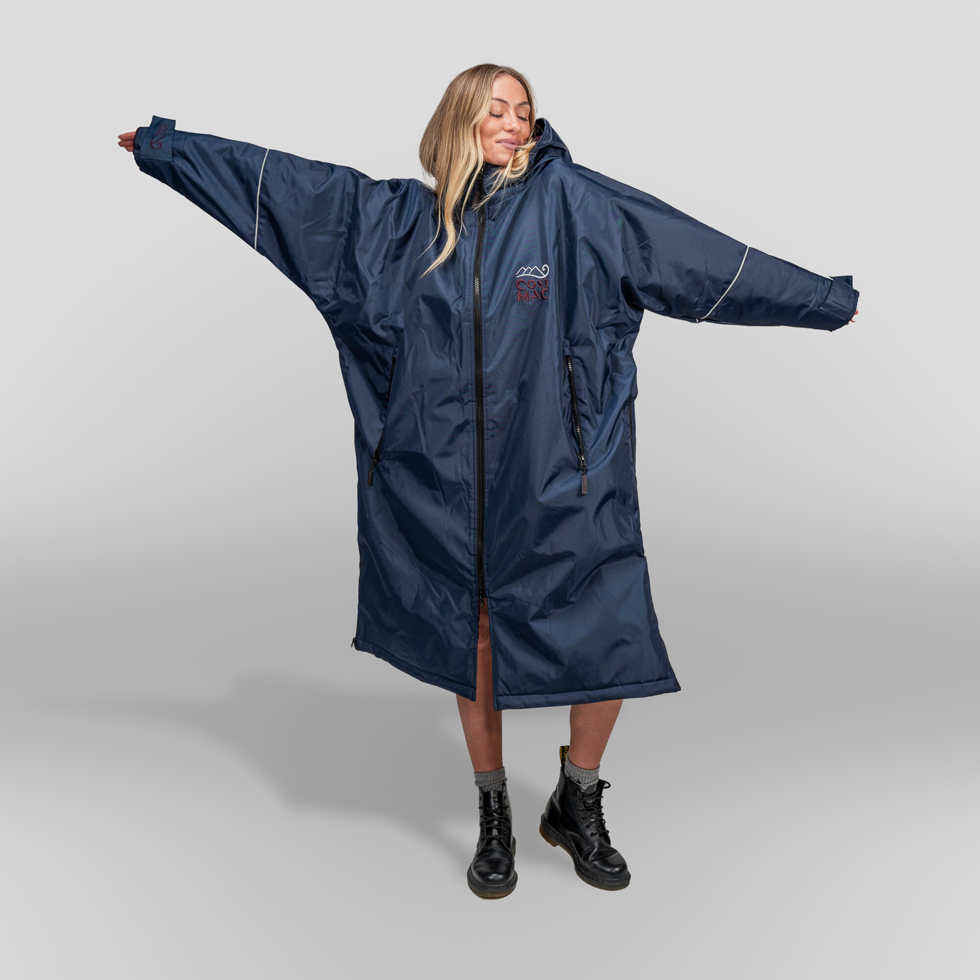 CosiRobeFlex - Midnight Navy  - Warm waterproof outdoor dry changing robe 2/7