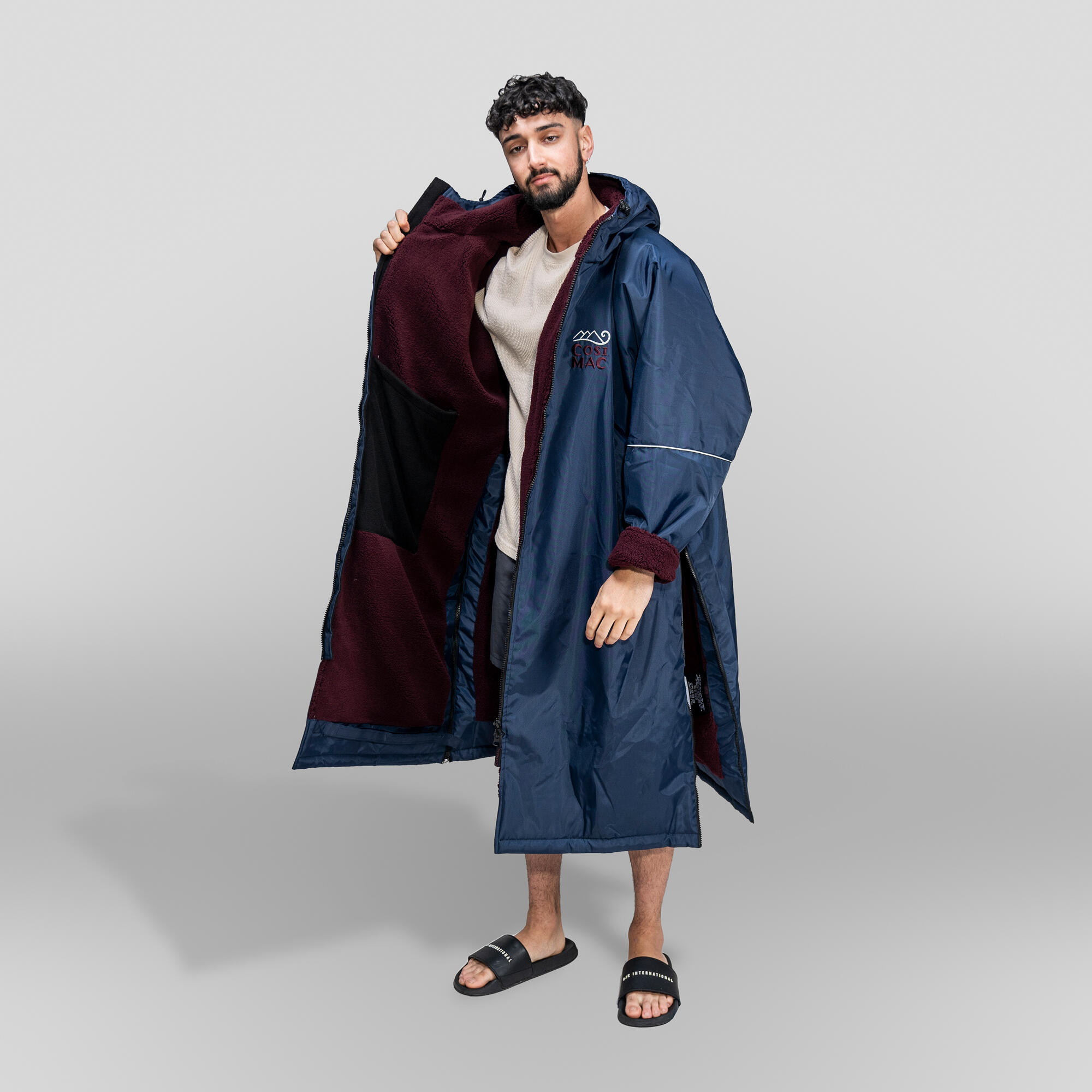 CosiRobeFlex - Midnight Navy  - Warm waterproof outdoor dry changing robe 3/7