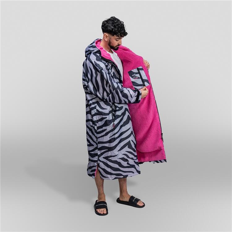 CosiRobe2 Zebra Print - Warm waterproof outdoor dry changing robe 1/8