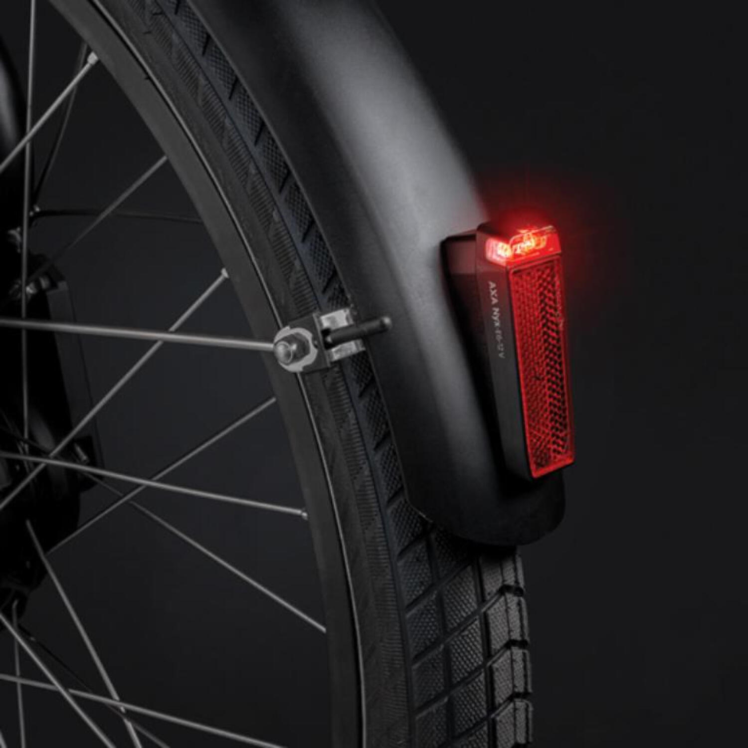 Feu arrière Axa E-bike 4/5