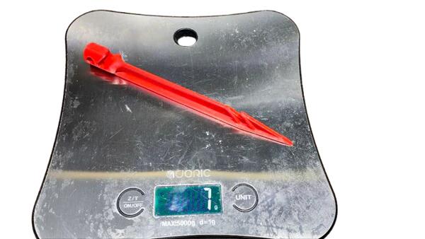 Ultra Light Zeltheringe aus Kunststoff 7g  - Set 6 Stück 3/6