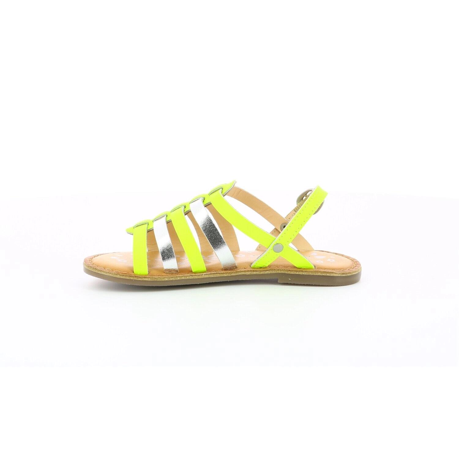 Sandały dziewczęce KICKERS DIXON 3/5