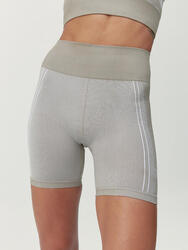 Cara Born Living Yoga Short de sport pour femme