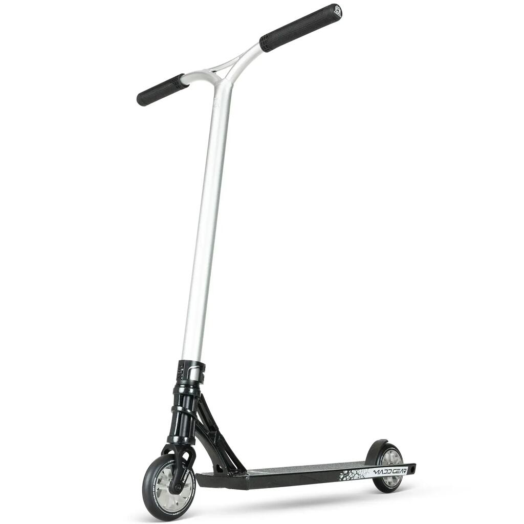 Freestyle Scooter  MGX 550  Jet Black